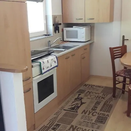 Sirovnik Apartament Begunje na Gorenjskem